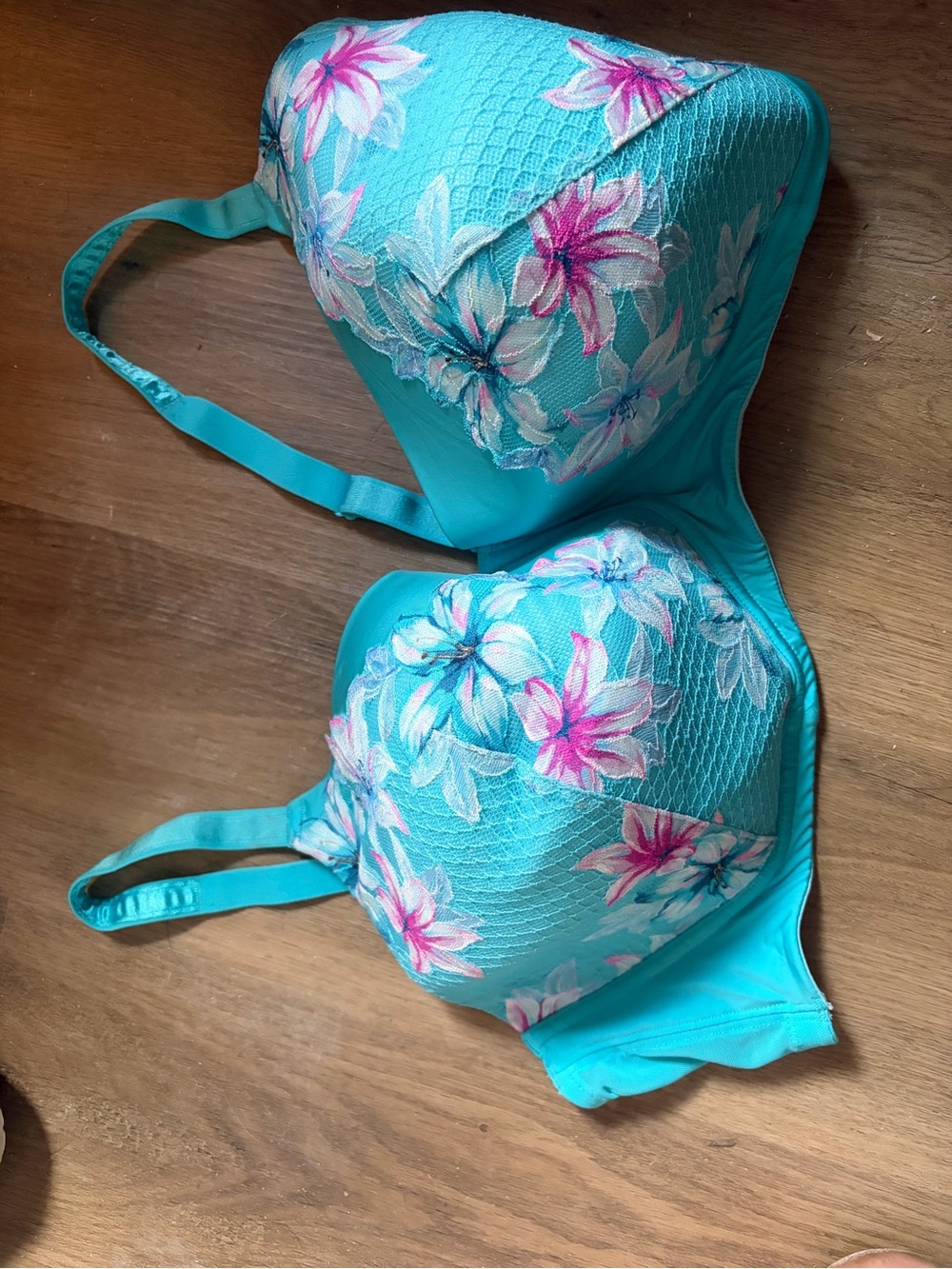 Never Worn 42DDD TORRID